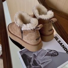 UGG Casual Shoes